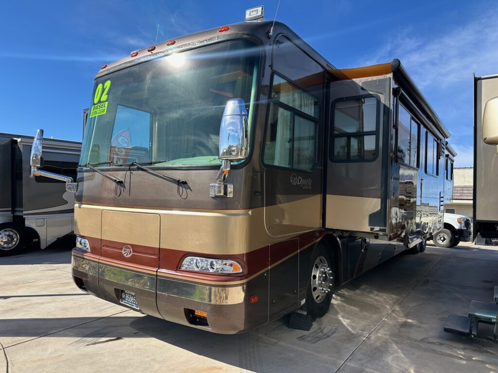 2002 Monaco Dynasty Princess 400 Diesel Pusher Class A Motorhome - Extra Clean!