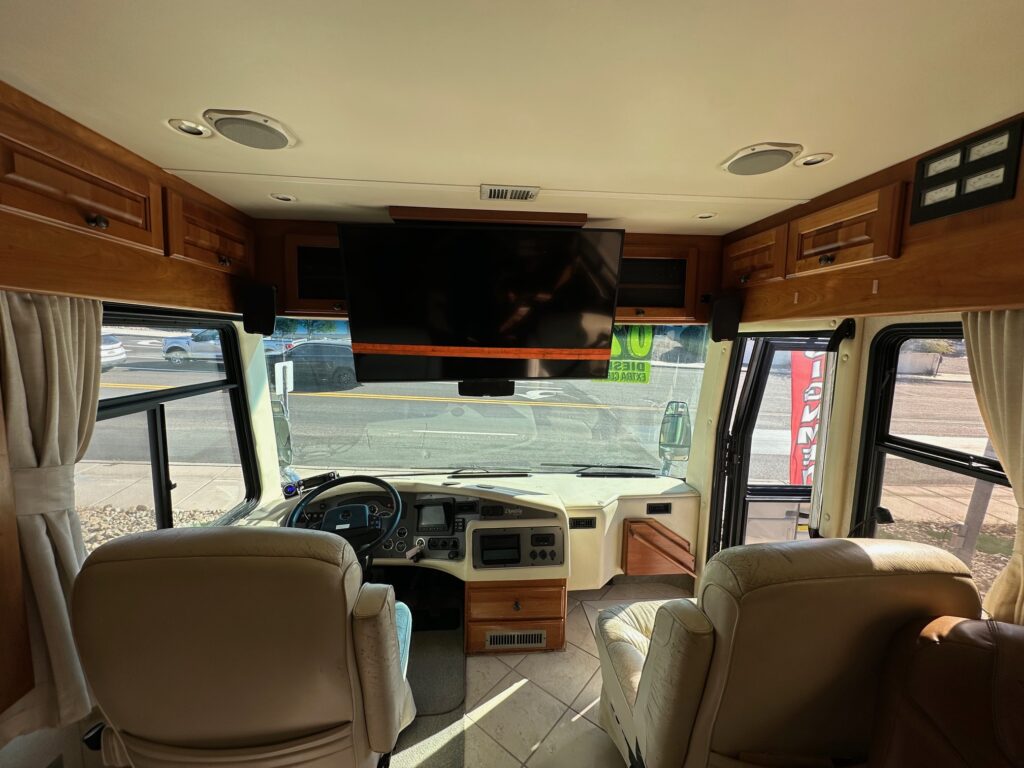 2002 Monaco Dynasty Princess 400 Diesel Pusher Class A Motorhome - Extra Clean!