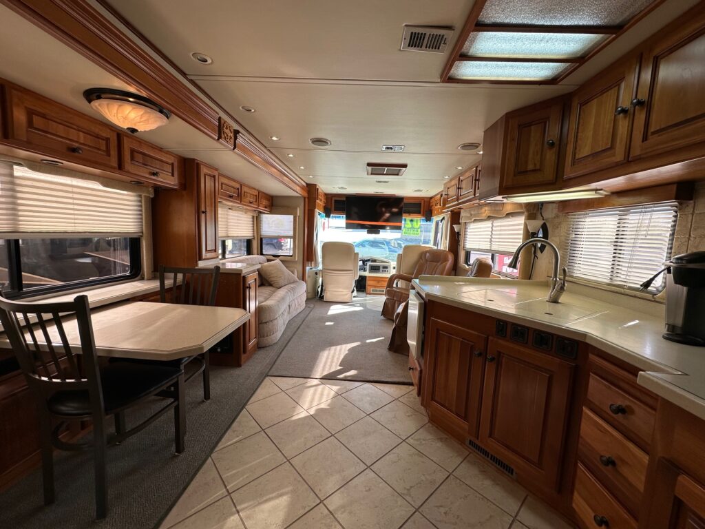 2002 Monaco Dynasty Princess 400 Diesel Pusher Class A Motorhome - Extra Clean!