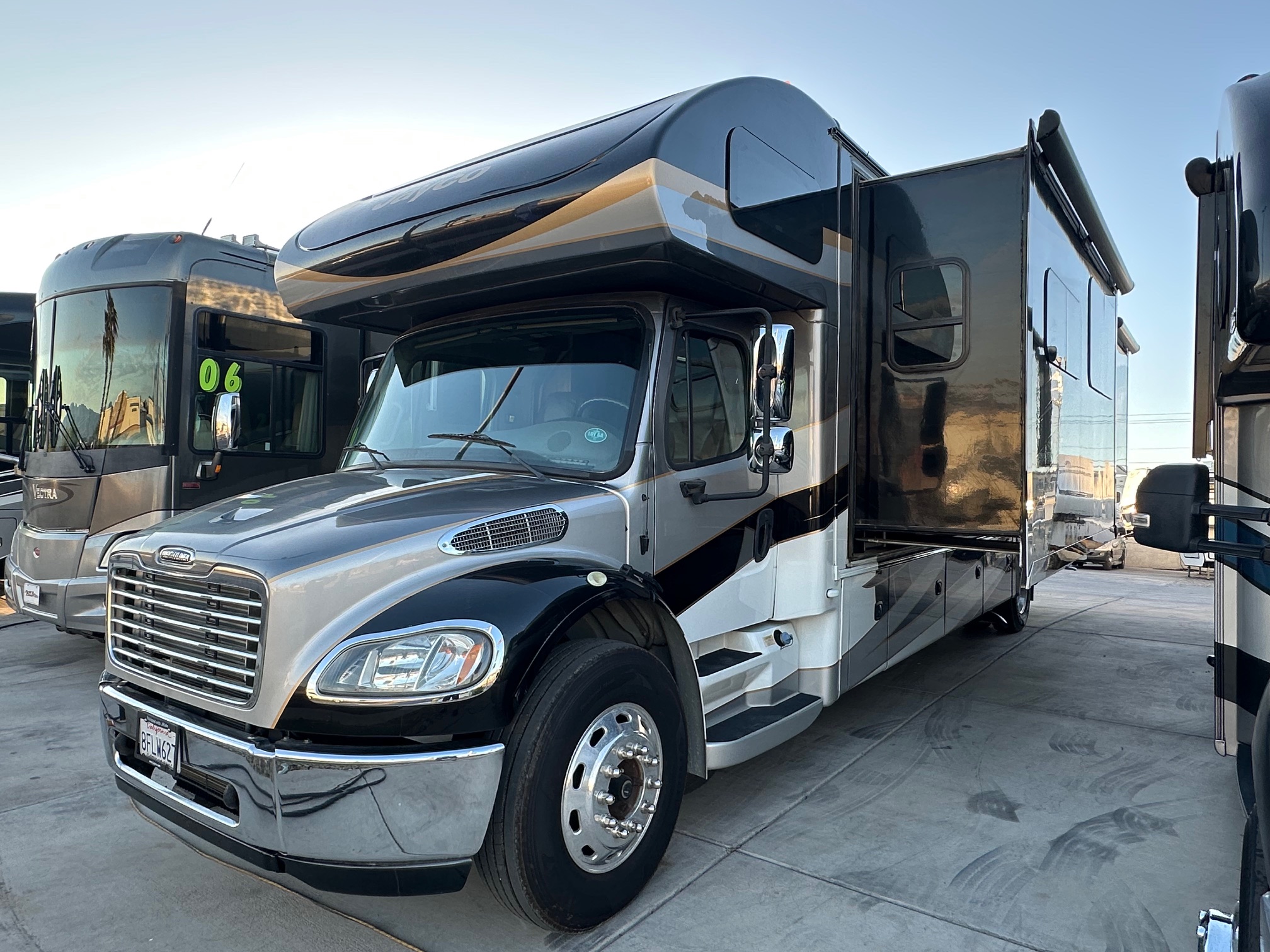 2018 Jayco Seneca 37hj