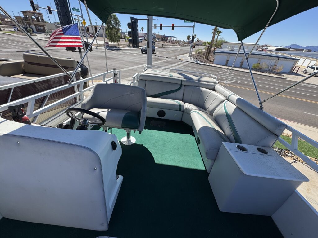 1997 JC TRITOON - 226 with 5.7 I/0  - New upholstery  -22 ft